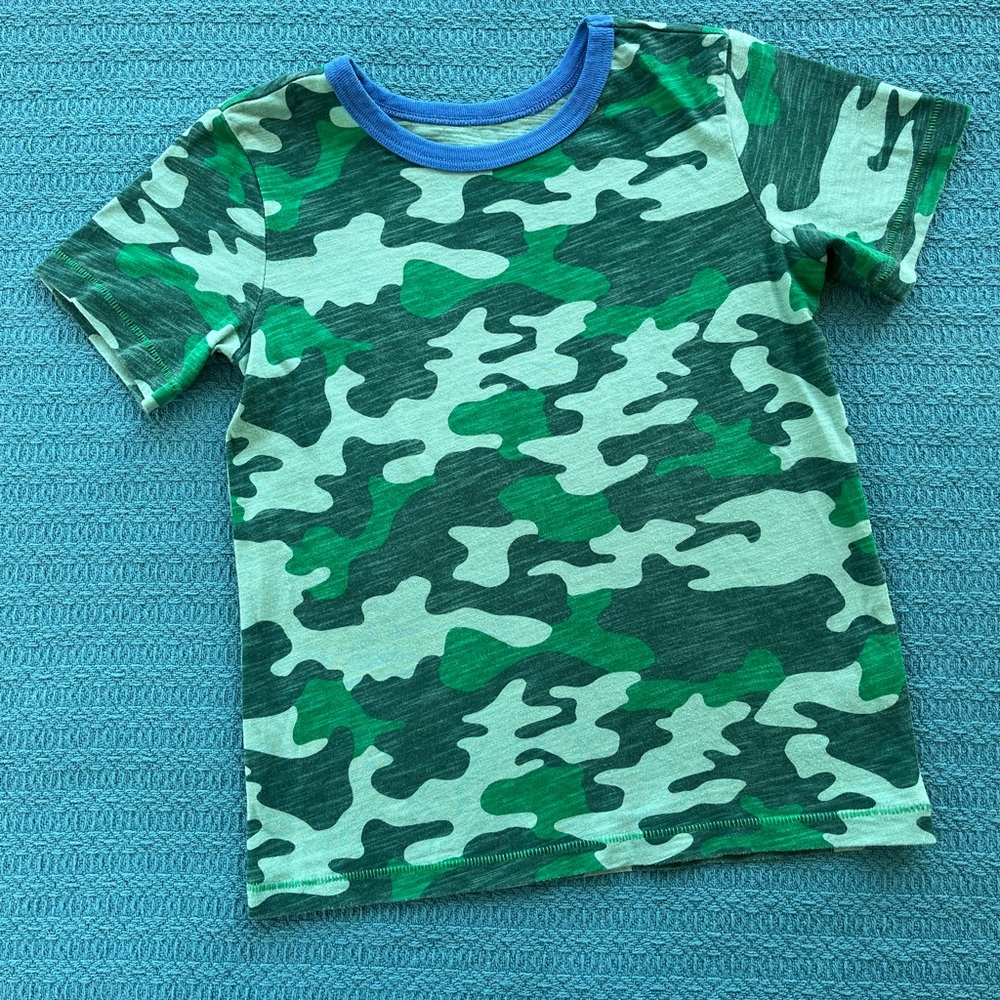 Primary Tee in Grass Camo, Size 4/5, VGUC